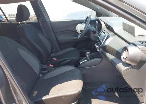 2019 Nissan Kicks S из США, поврежденный, VIN 3N1CP5CU9KL523336